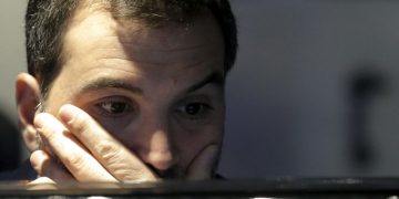 Johnson Matthey to boost cash efficiency, cut spend in hydrogen technologies