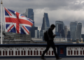 UK PMI drops to 48.5 amid Iran war and political uncertainty